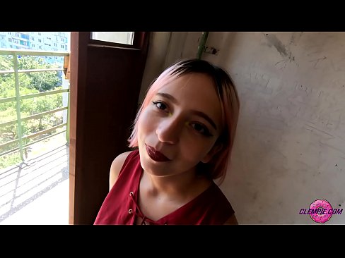 ❤️ Донишҷӯи шаҳвонӣ як бегонаро дар берун мекашад - конча дар рӯи ӯ Супер секс дар tg.pornhdvideos.ru